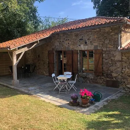Feriehus The Blacksmith's Brillac (Charente)